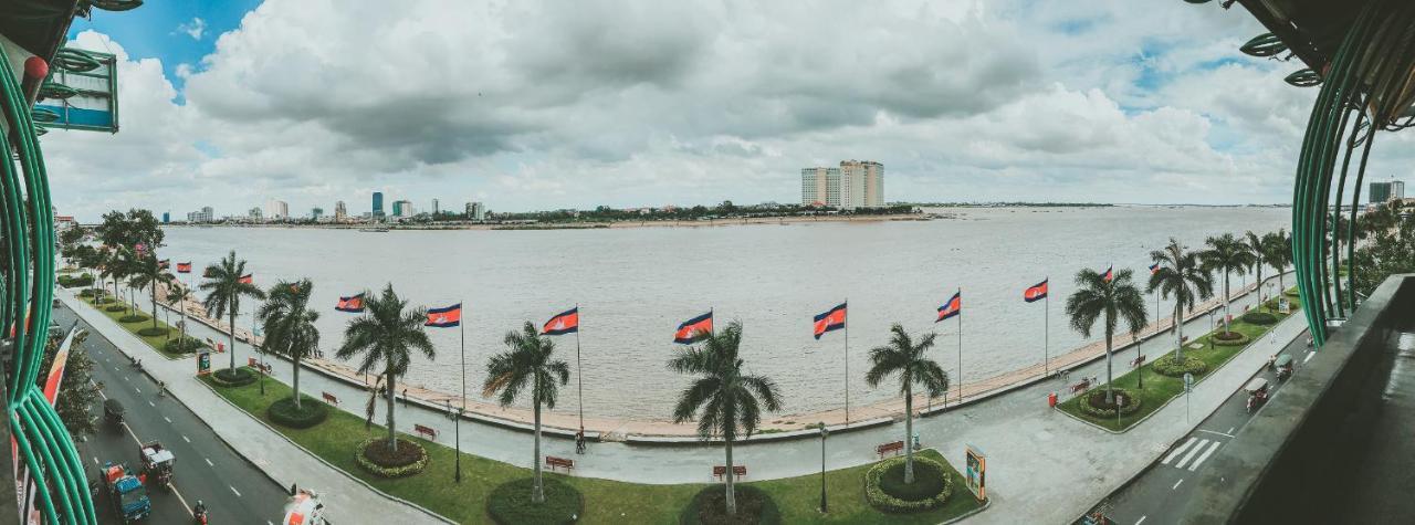 Panorama Mekong Hostel Пном Пен Екстериор снимка